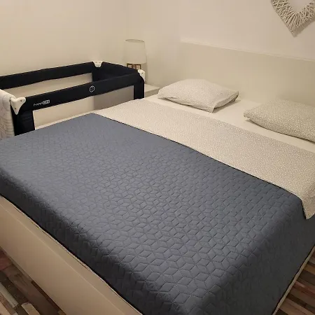 Apartman Roko Appartamento Slatine